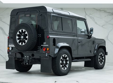 Land Rover Defender 90 XS 3