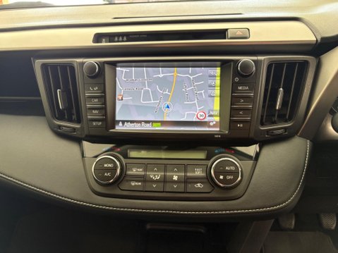 Toyota Rav4 2.0 D-4D Business Edition Euro 6 (s/s) 5dr 11
