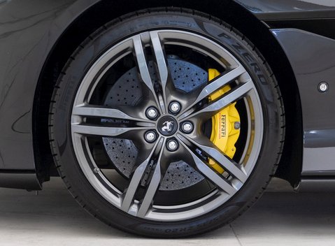 Ferrari Portofino 10