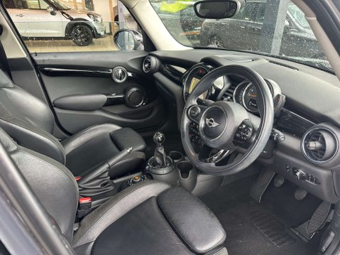 Mini Hatch 2.0 Cooper S 5dr 15