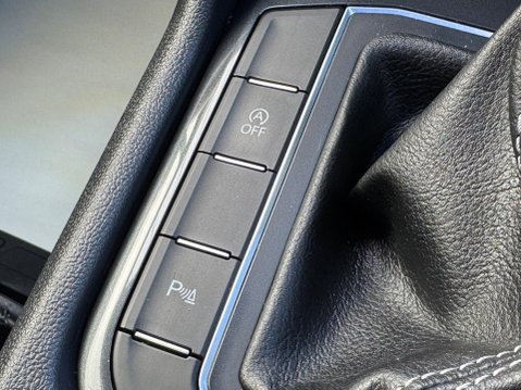 Volkswagen Tiguan 2.0 TDI R-Line DSG 4Motion Euro 6 (s/s) 5dr 45