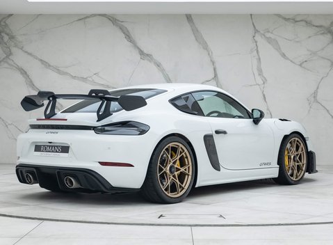 Porsche Cayman GT4 RS (718) 3