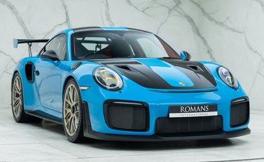 Porsche 911 GT2 RS Weissach (991) 6