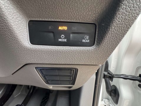 Volkswagen Crafter 2.0 Crafter CR30 Commerce TDI 5dr 19