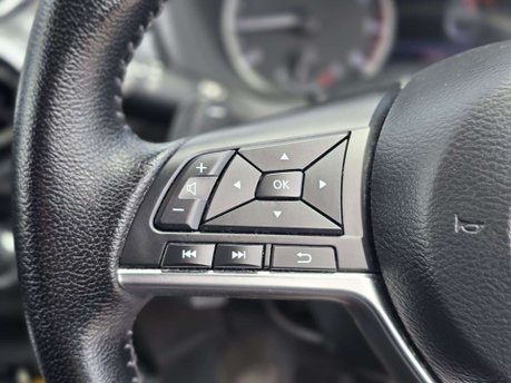 Nissan Juke 1.0 DIG-T N-Connecta SUV 5dr Petrol DCT Auto Euro 6 (s/s) (114 ps) 22