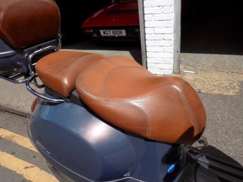 Piaggio Vespa GTV 125 9