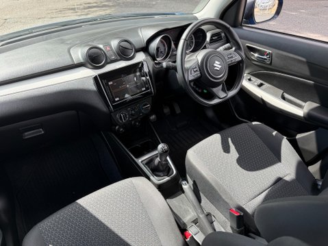 Suzuki Swift SZ-L DUALJET MHEV 14