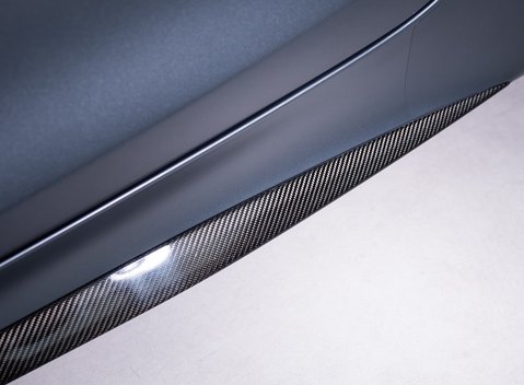 Mercedes-Benz AMG GT R Premium 28