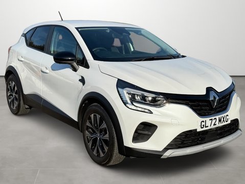 Renault Captur 1.6 E-Tech full hybrid 145 Evolution 5dr Auto 1