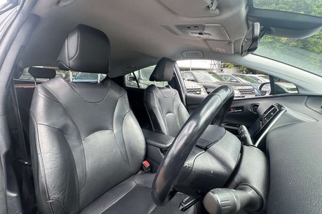 Toyota Prius 1.8 VVT 8.8kWh Excel Hatchback 5dr Petrol Plug-in Hybrid CVT Euro 6 (s/s) ( 17