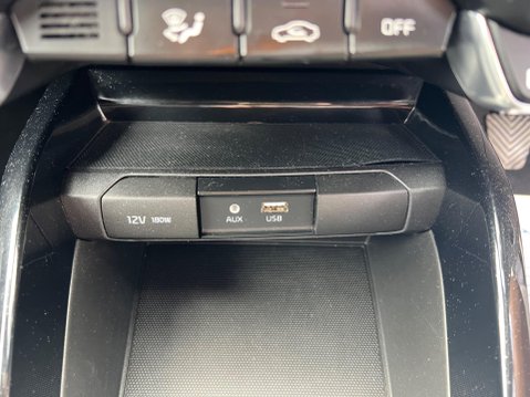 Kia Stonic 1.0 T-GDi 3 Euro 6 (s/s) 5dr 35