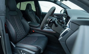 Audi RS Q8 VORSPRUNG 14