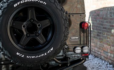 Land Rover Defender 110 XS Classic Series I 21