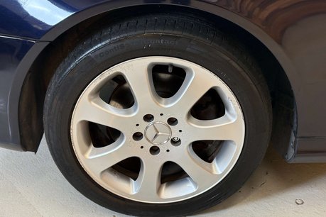 Mercedes-Benz CLK 3.2 CLK320 Elegance Coupe 2dr Petrol Automatic (250 g/km, 215 bhp) 18