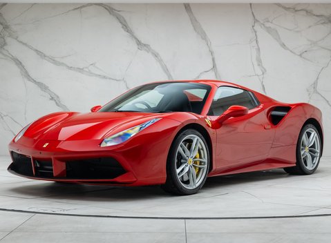 Ferrari 488 SPIDER 5