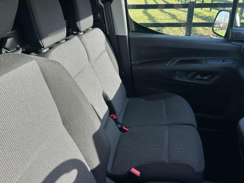 Citroen Berlingo 800 50kWh Enterprise Edition M Auto SWB 5dr (7.4kW Charger) 19