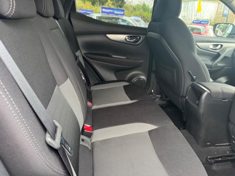 Nissan Qashqai 1.5 dCi N-Connecta Euro 6 (s/s) 5dr 6