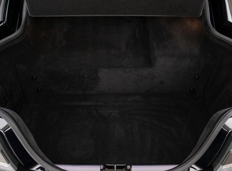 Aston Martin Vantage GT8 34