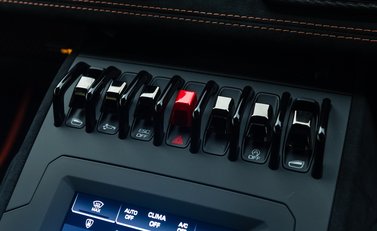 Lamborghini Huracan STO 25