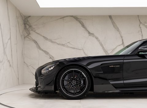 Mercedes-Benz Amg GT Black Series 21