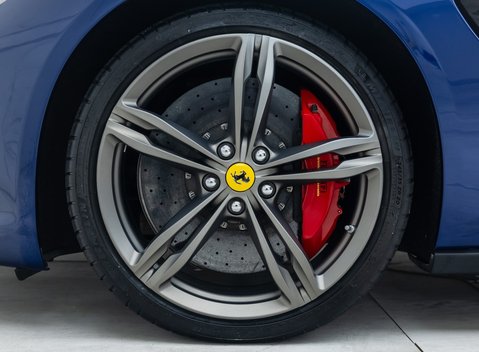 Ferrari GTC4 Lusso V12 29