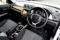 Suzuki Vitara SZ-T BOOSTERJET MHEV 4