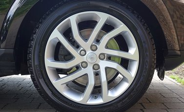 Land Rover Discovery 15