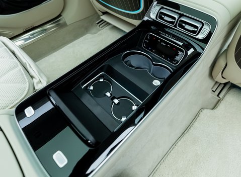 Mercedes-Benz S Class S580 Maybach First Class 25