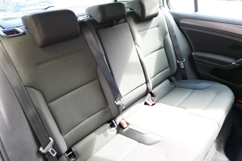 Volkswagen Golf 1.4 Golf SE Nav TSi BlueMotion Technology 5dr 23