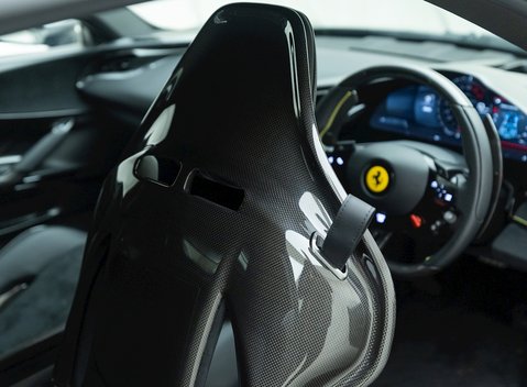 Ferrari SF90 Stradale Assetto Fiorano 12