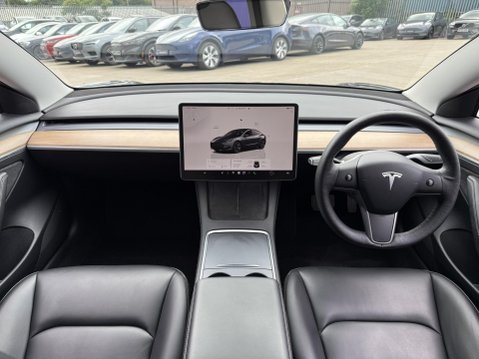 Tesla Model 3 Saloon 4dr Electric Auto RWD (241 bhp) 29
