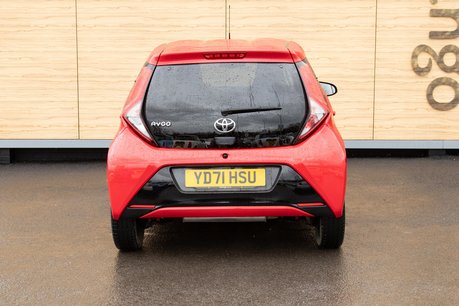 Toyota Aygo VVT-I X-TREND X-SHIFT TSS