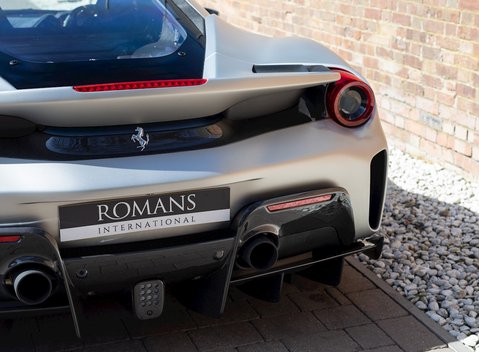 Ferrari 488 Pista 21