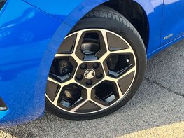 Vauxhall Astra 1.2 Astra Ultimate Turbo Auto 5dr 3