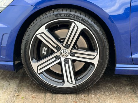Volkswagen Golf 2.0 Golf R DSG 4WD 5dr 65