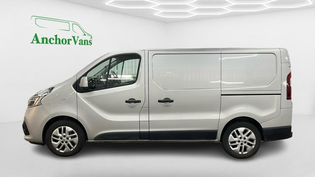 Renault Trafic AUTO SWB L1H1 Low Roof Sport SL29 Air Con Alloys EURO 6 7