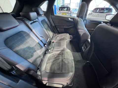 Ford Kuga 2.5h Duratec ST-Line X Edition CVT Euro 6 (s/s) 5dr 38