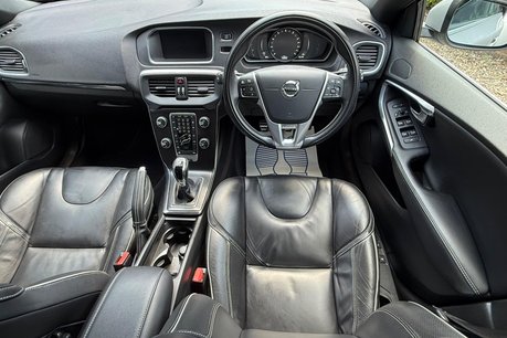 Volvo V40 T3 R-DESIGN EDITION 25