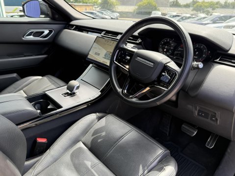 Land Rover Range Rover Velar 2.0 P250 Dynamic HSE SUV 5dr Petrol Auto 4WD Euro 6 (s/s) (249 ps) 2