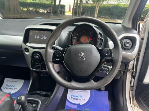 Peugeot 108 1.0 Active Euro 6 5dr 31