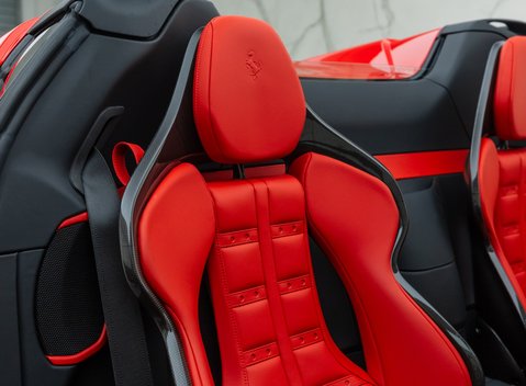 Ferrari SF90 Spider 19