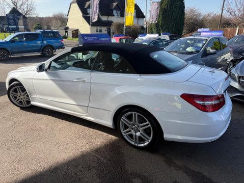 Mercedes-Benz E Class 1.8 E200 BlueEfficiency Sport Cabriolet Euro 5 (s/s) 2dr 13