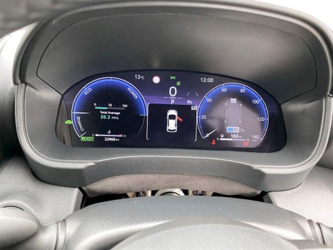 Toyota Yaris 1.5 VVT-h Excel Hatchback 5dr Petrol Hybrid E-CVT Euro 6 (s/s) (116 ps) Blu 14