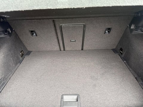 Volkswagen Golf 1.6 TDI BlueMotion Tech Match Euro 5 (s/s) 5dr 36