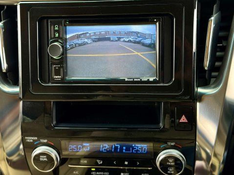 Toyota Alphard 3.5 V6 EXECUTIVE LOUNGE 7 SEAT 17