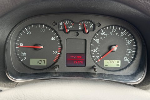 Volkswagen Golf MATCH TDI - ONE OWNER - 18 SERVICE STAMPS!  CAMBELT CHANGED 3 TIMES! 36