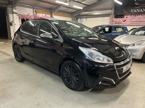 Peugeot 208 ALLURE 1