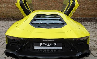 Lamborghini Aventador LP720-4 50th Anniversary 5