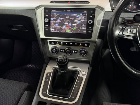 Volkswagen Passat SE BUSINESS TDI BLUEMOTION TECHNOLOGY 15