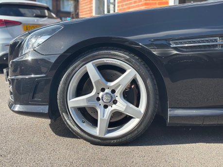 Mercedes-Benz SLK 2.1 SLK250 CDI AMG Sport Convertible 2dr Diesel G-Tronic+ Euro 5 (204ps) 4